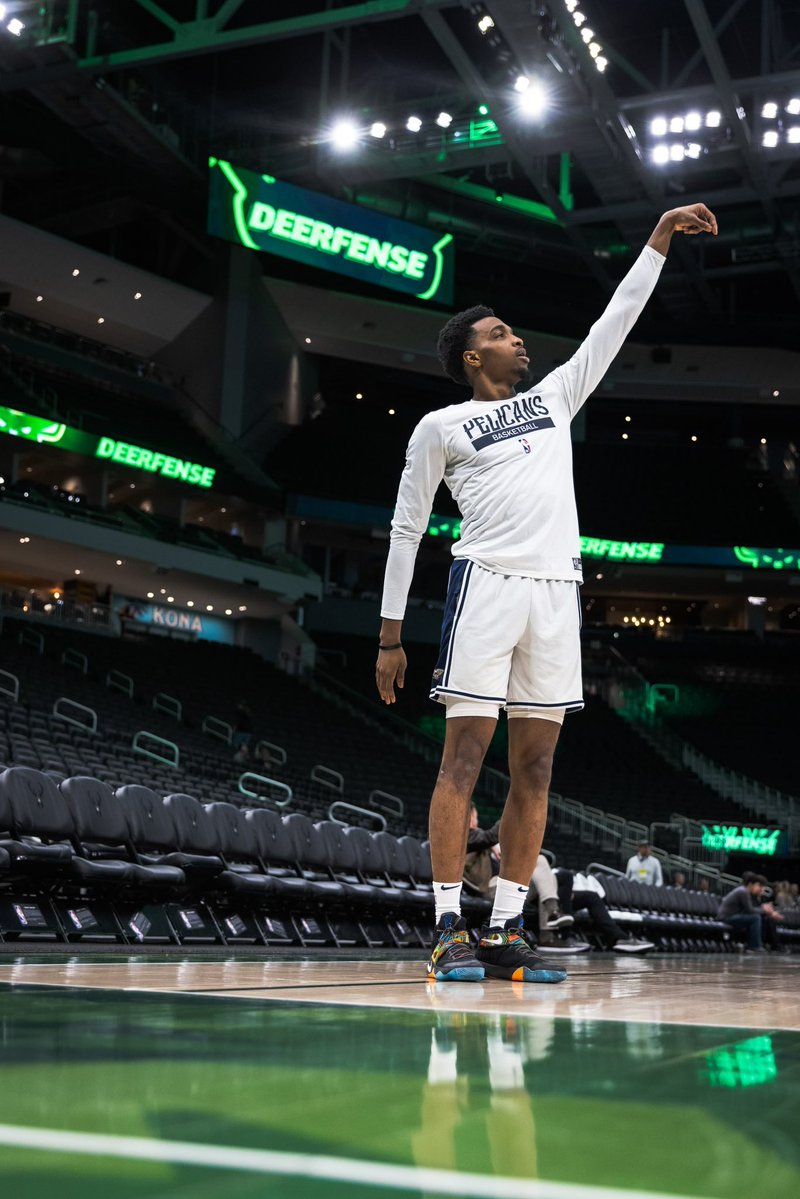 https://www.wisconsinsports.today/wp-content/uploads/2023/01/FnrW5giWYAAgNN3.jpg