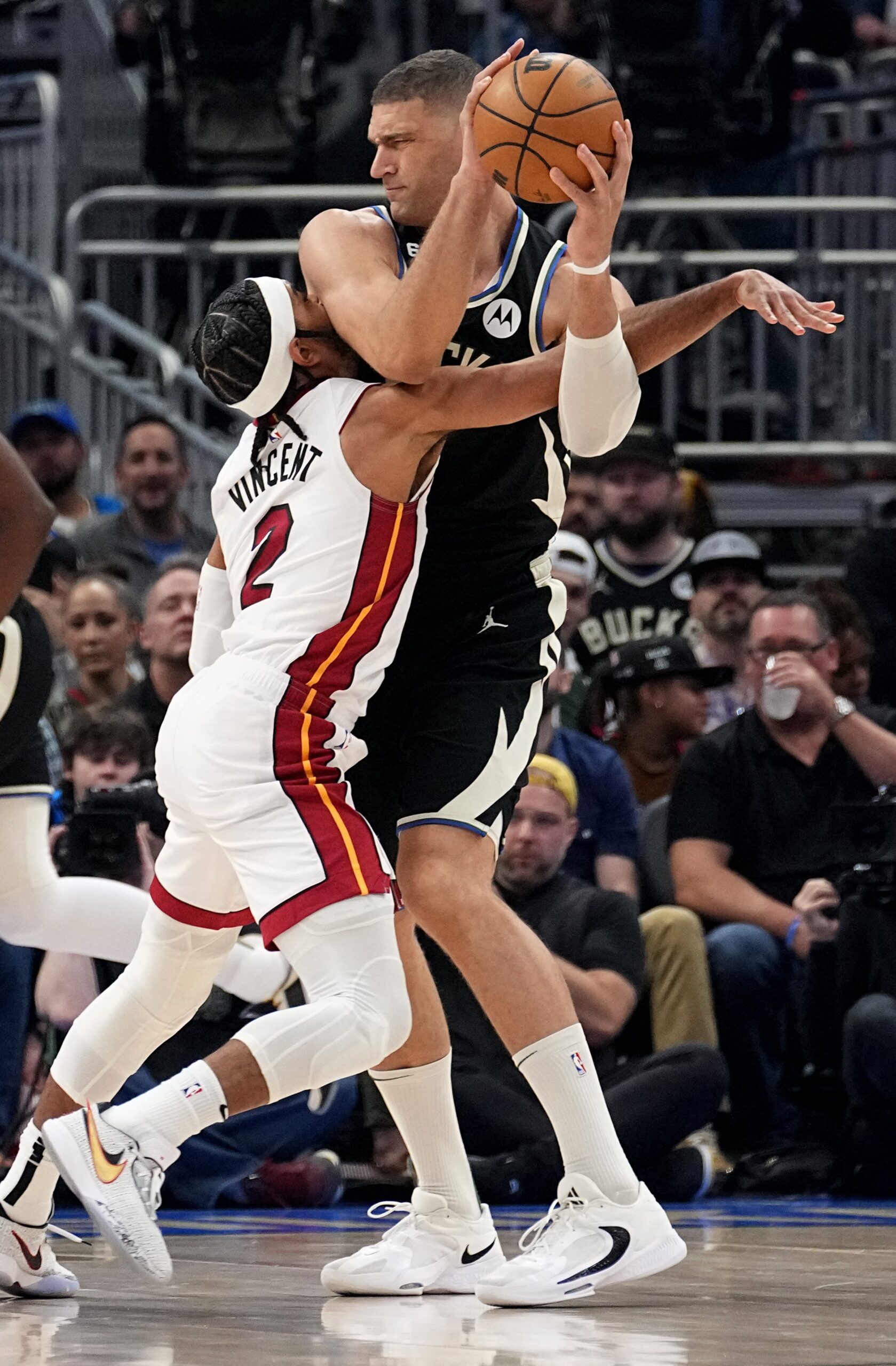 bucks-2023-nba-playoff-schedule-tv-channel-livestream-radio-for-game