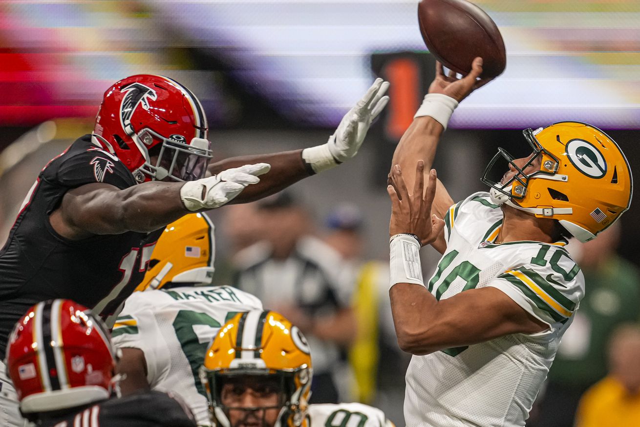 NFL: Green Bay Packers at Atlanta Falcons