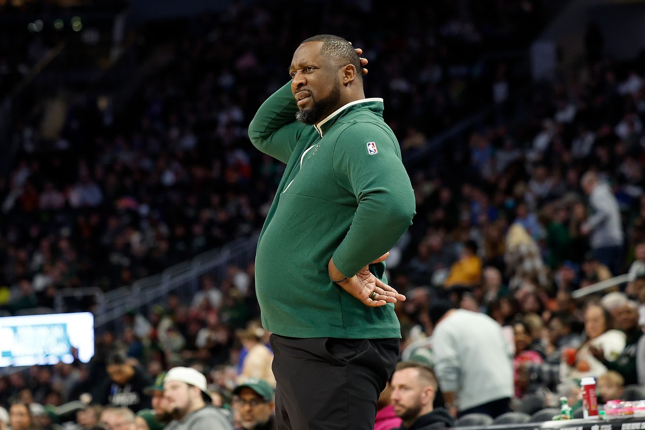 Sacramento Kings v Milwaukee Bucks