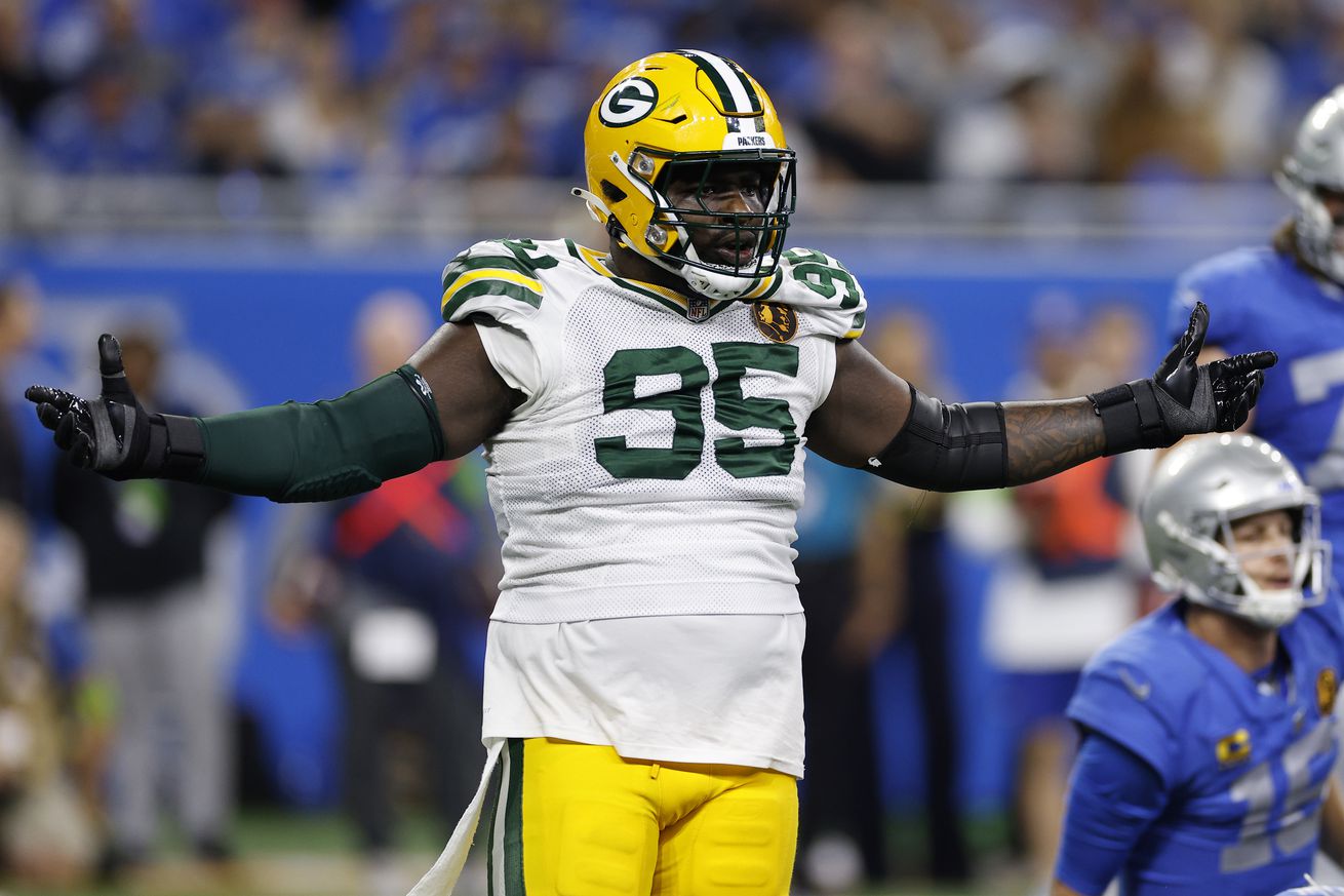 Green Bay Packers v Detroit Lions