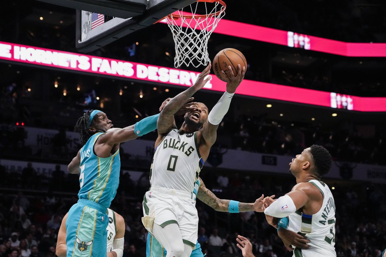NBA: Milwaukee Bucks at Charlotte Hornets