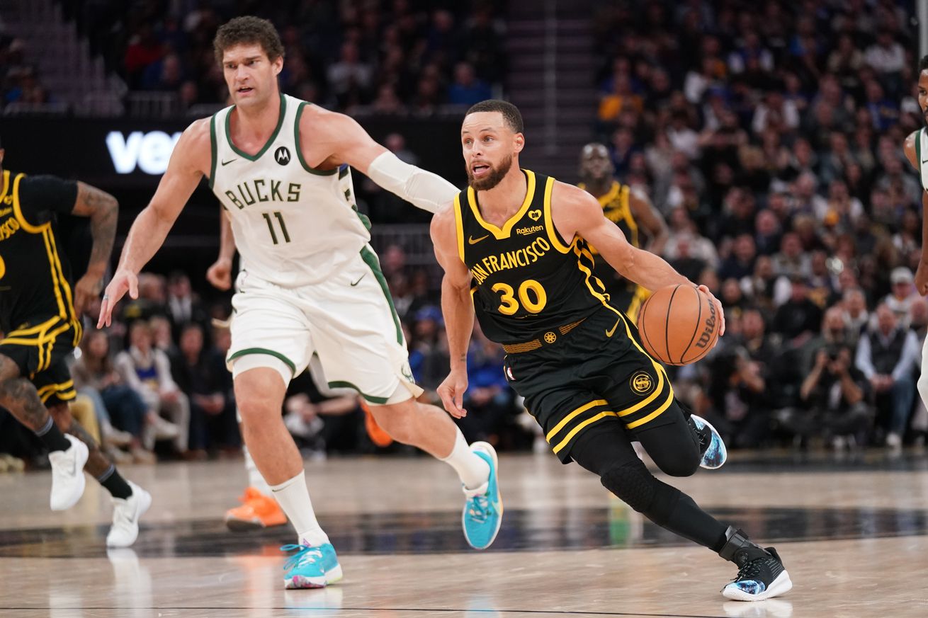 NBA: Milwaukee Bucks at Golden State Warriors