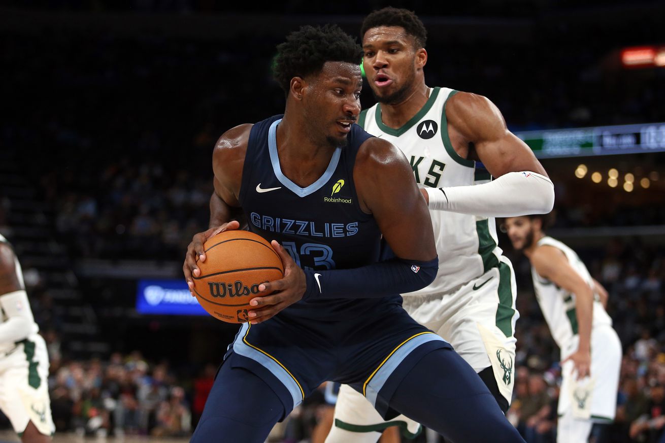NBA: Milwaukee Bucks at Memphis Grizzlies