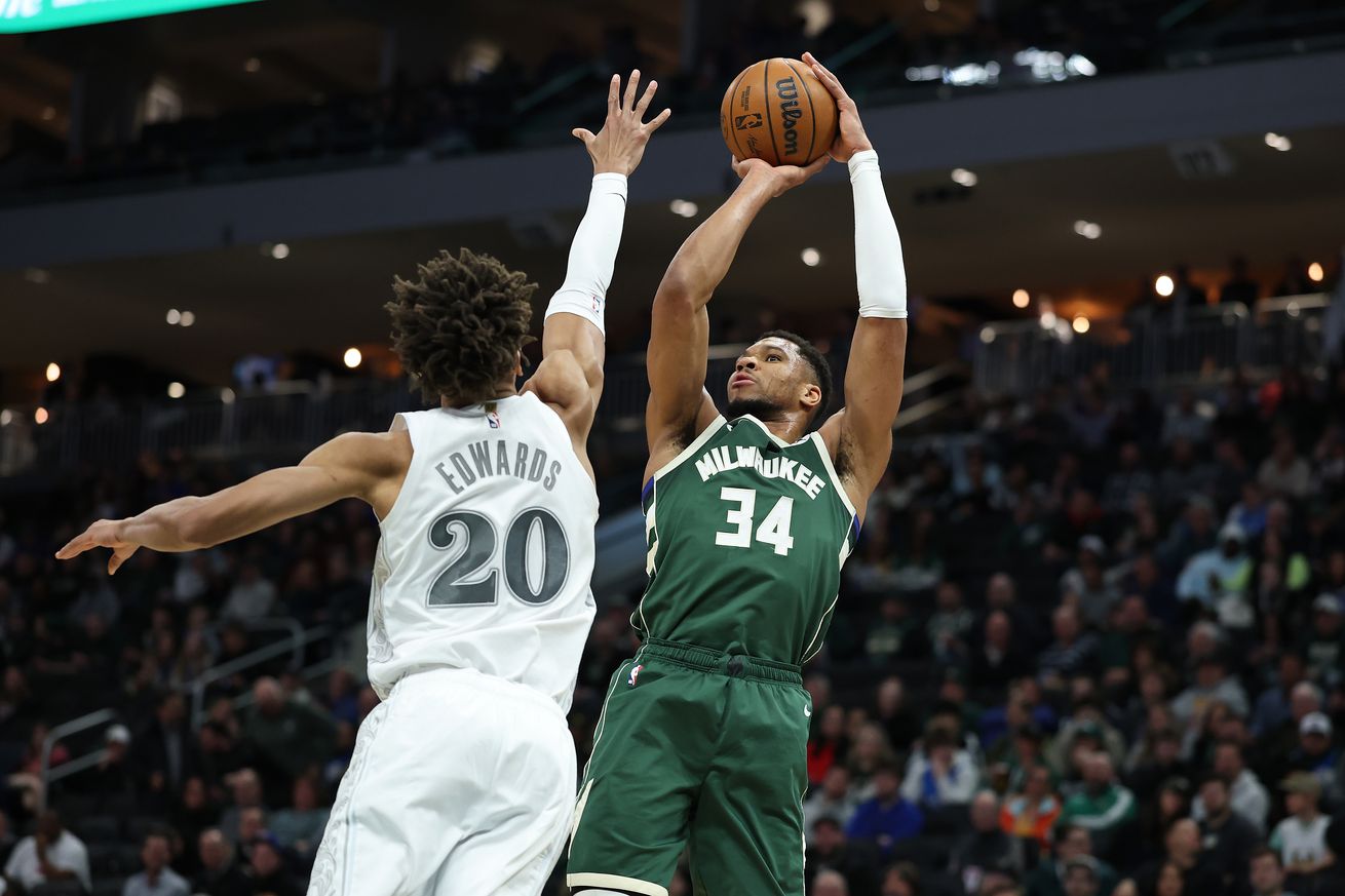 Dallas Mavericks v Milwaukee Bucks