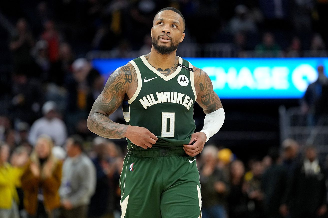 Milwaukee Bucks v Golden State Warriors