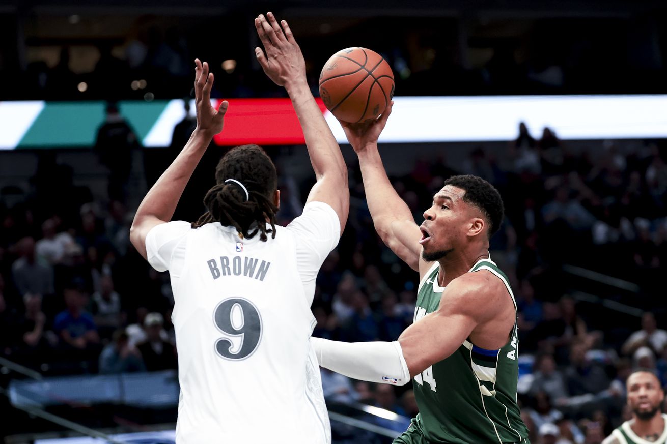 NBA: Milwaukee Bucks at Dallas Mavericks