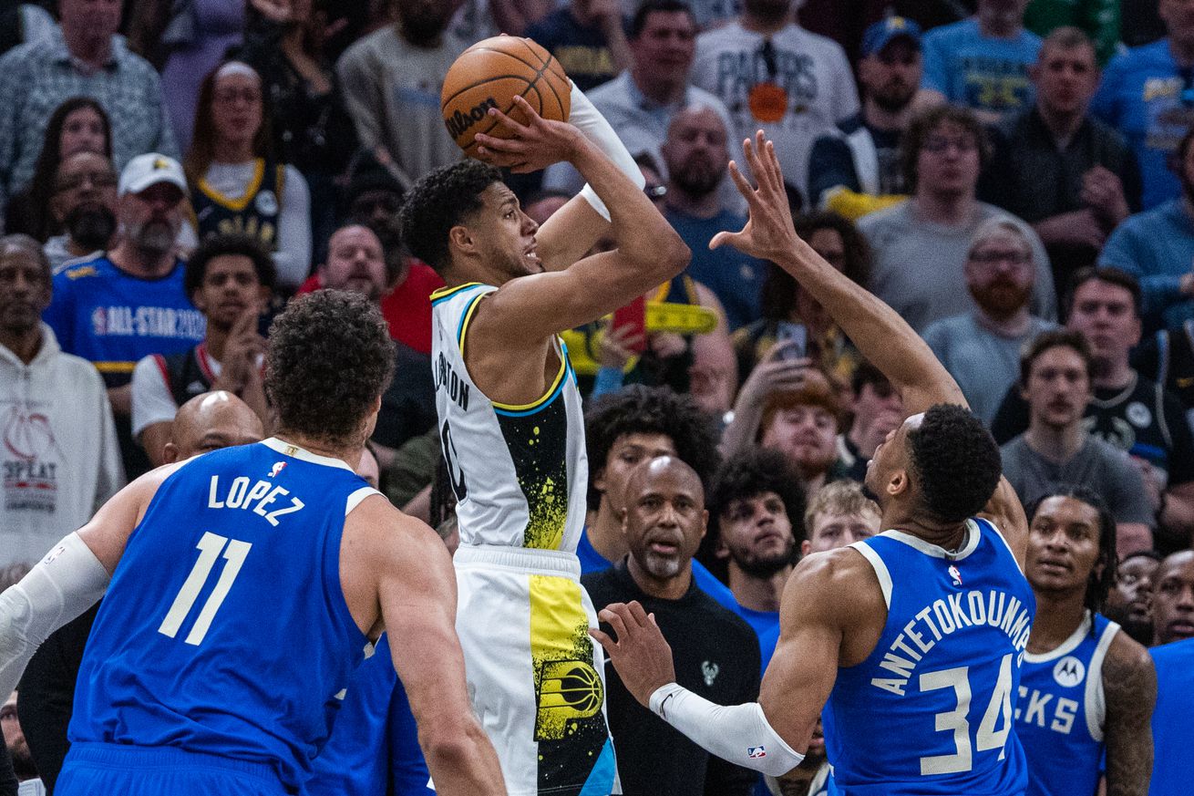 NBA: Milwaukee Bucks at Indiana Pacers