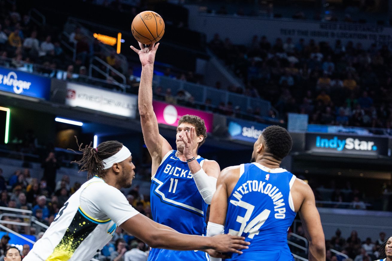 NBA: Milwaukee Bucks at Indiana Pacers