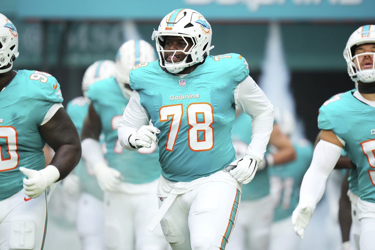 Atlanta Falcons v Miami Dolphins