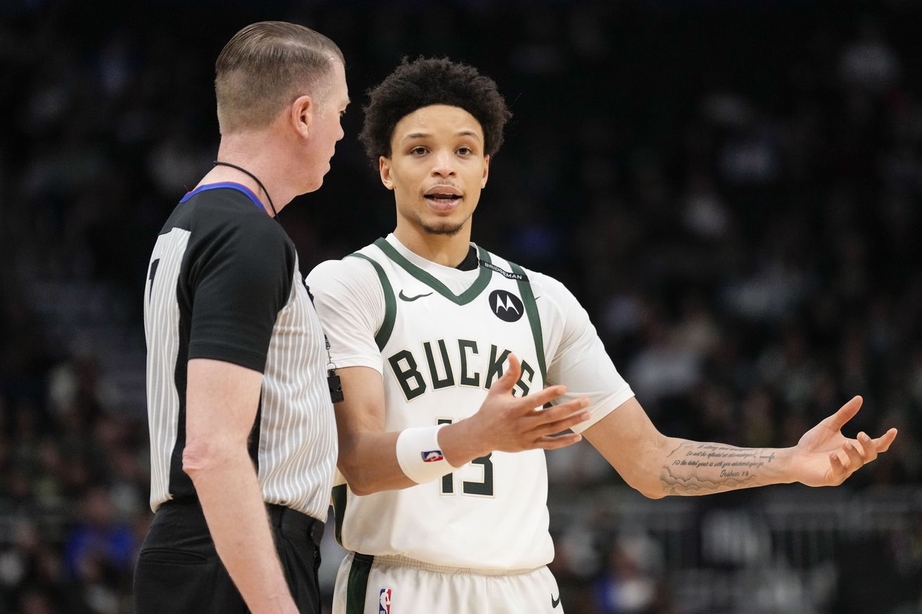 NBA: Atlanta Hawks at Milwaukee Bucks