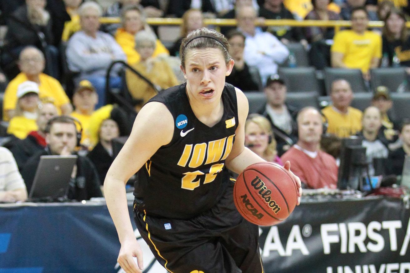 Iowa Hawkeyes player Samantha Logic (22) drives to the basket against the Notre Fame Fighting Irish during the second round of the 2013 NCAA womens basketball tournament at Carver-Hawkeye Arena. Notre Dame beat Iowa 74-57. 