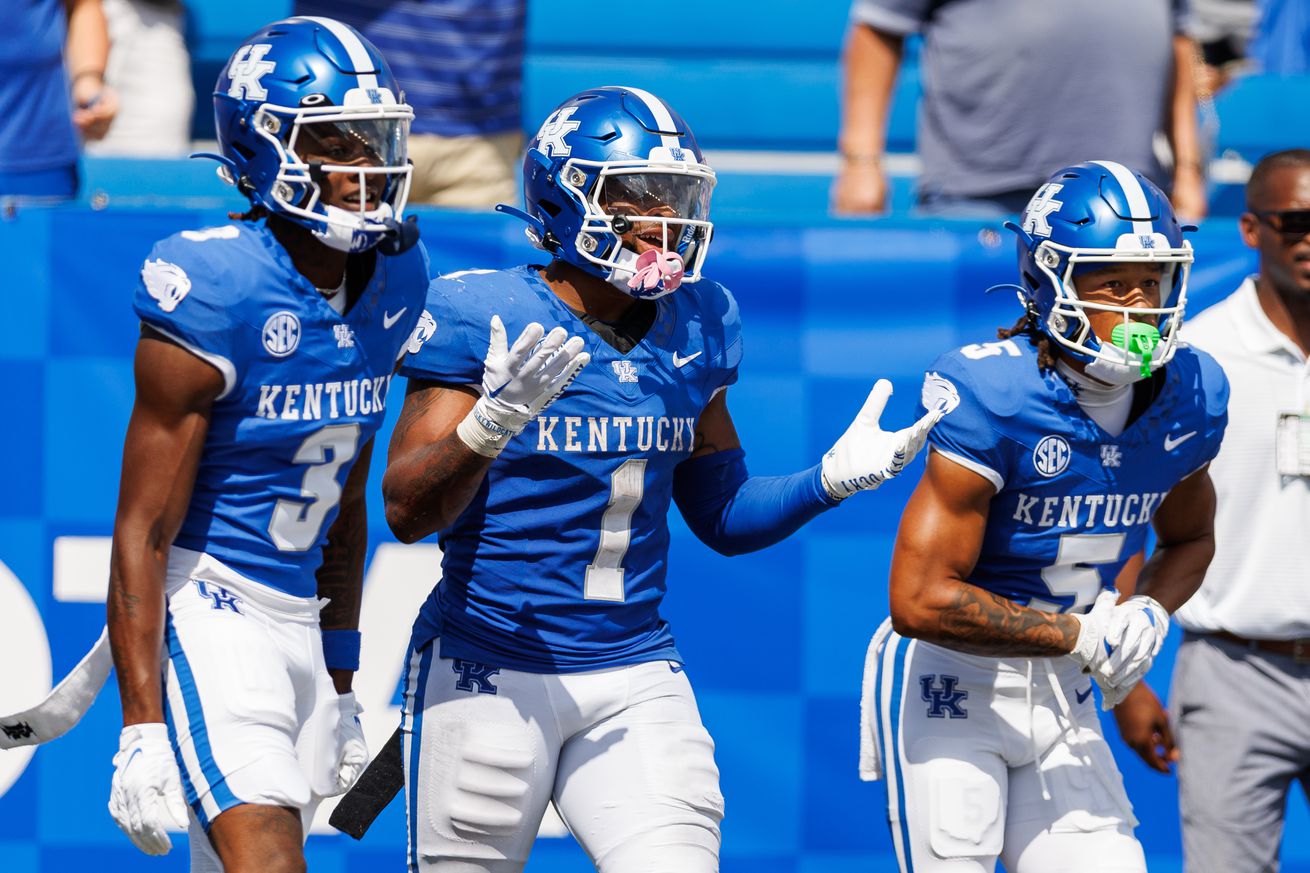 NCAA Football: Ball State at Kentucky