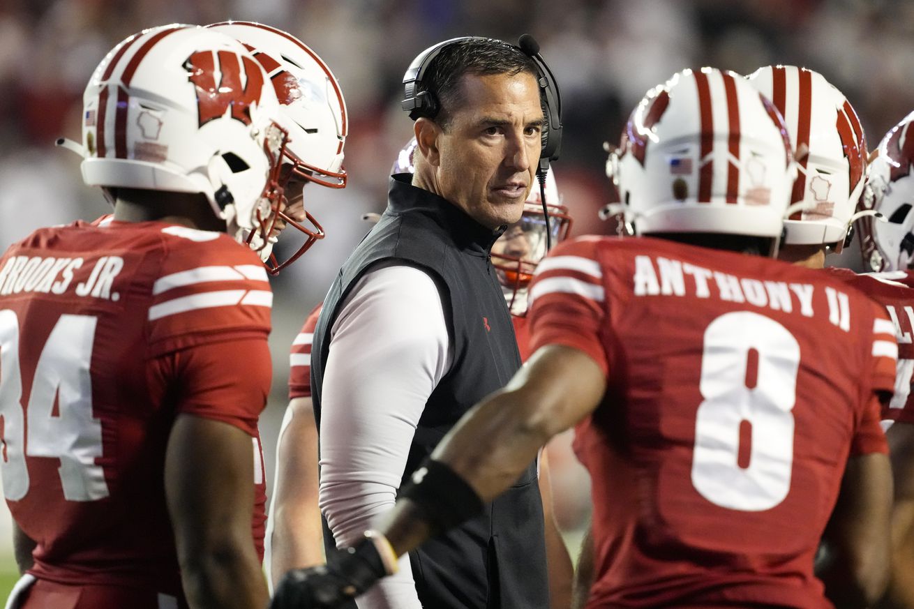 NCAA Football: Penn State at Wisconsin