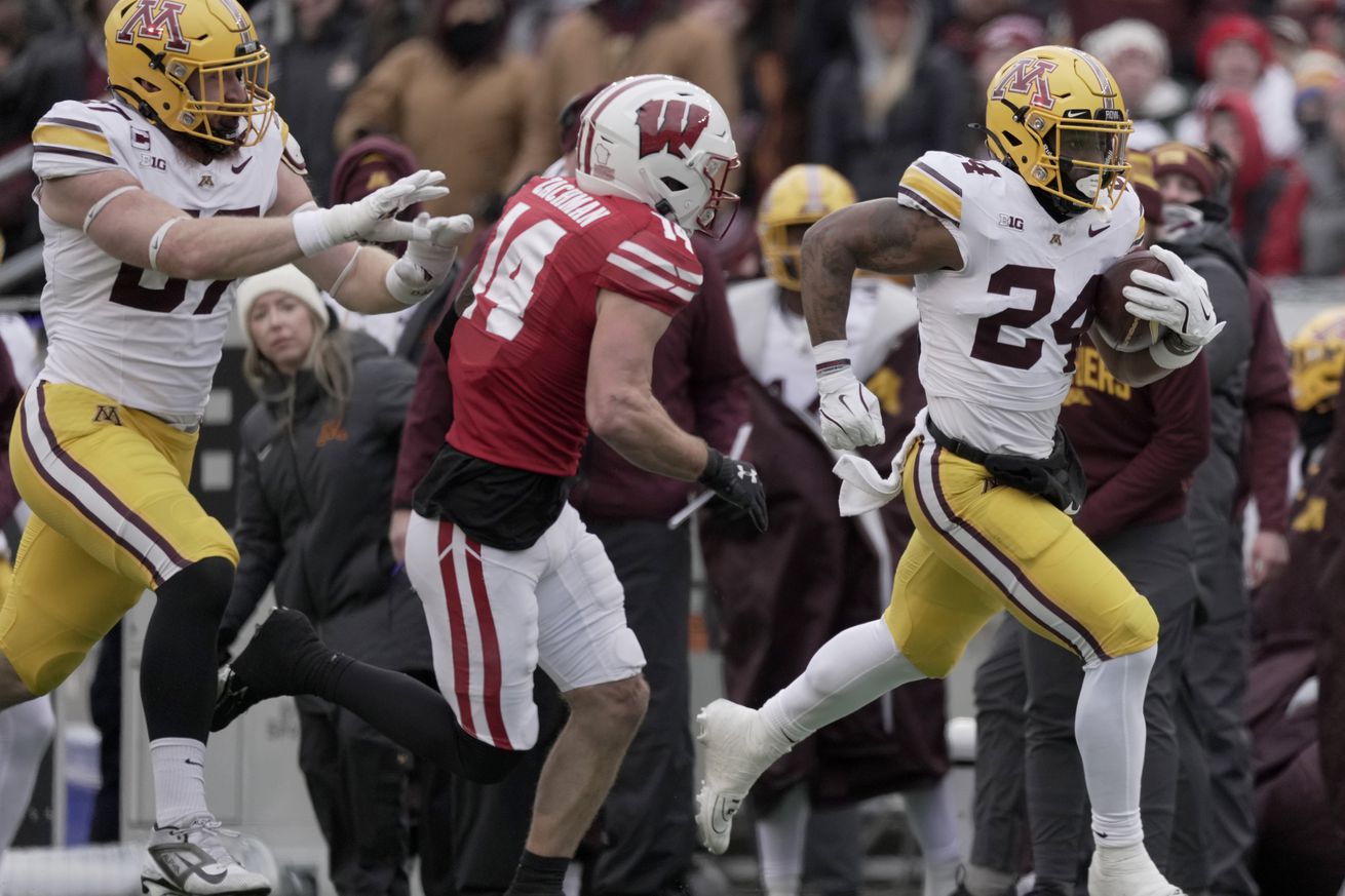NCAA Football: Minnesota at Wisconsin