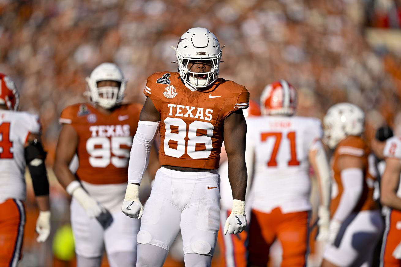 NCAA Football: CFP National Playoff First Round-Clemson at Texas