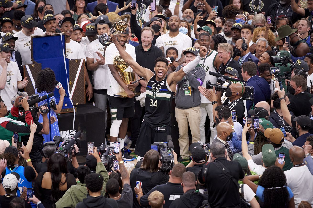 Milwaukee Bucks vs Phoenix Suns, 2021 NBA Finals