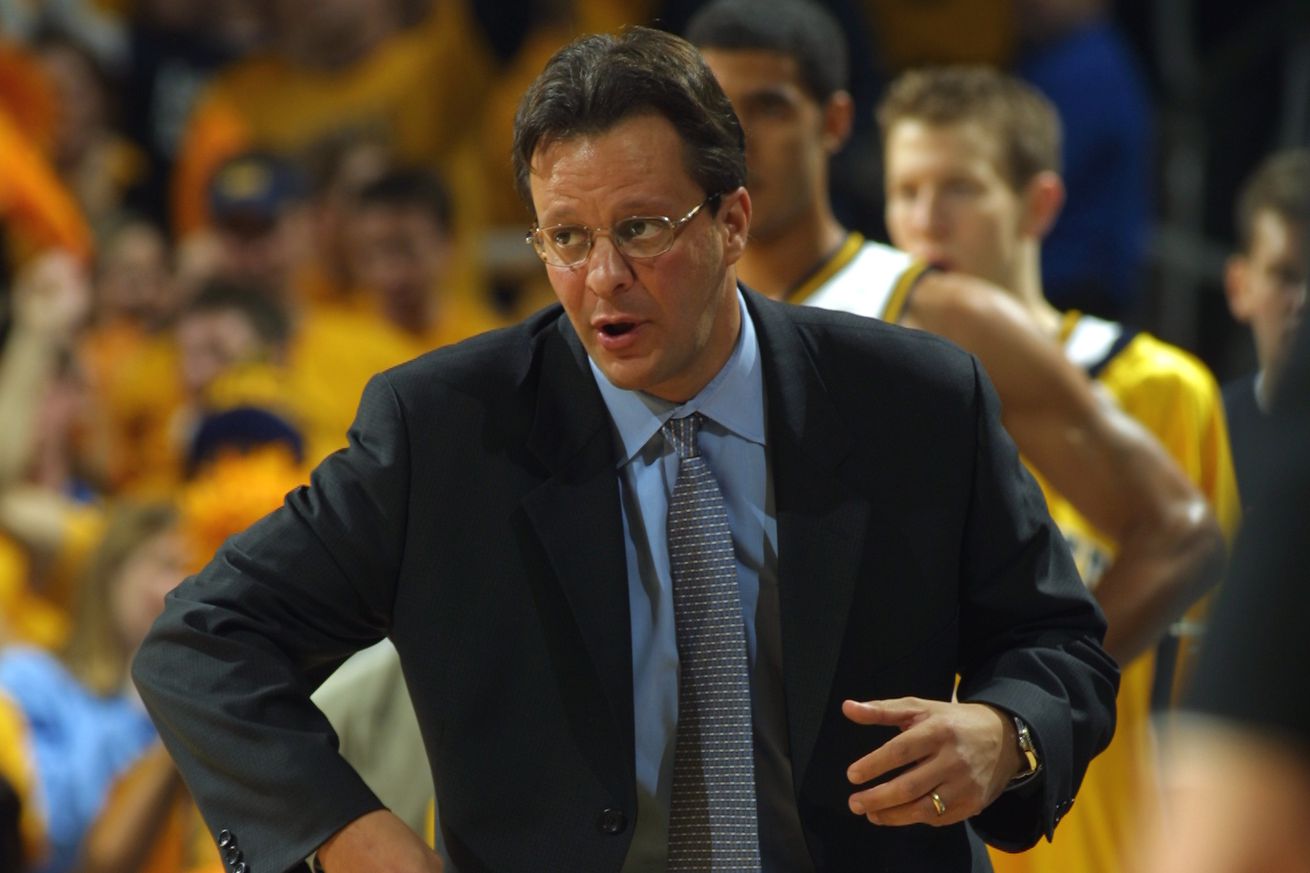 Tom Crean, coaching Marquette men’s basketball and making a silly face