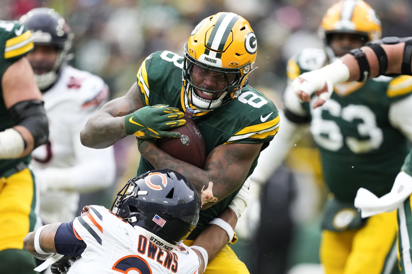Chicago Bears v Green Bay Packers