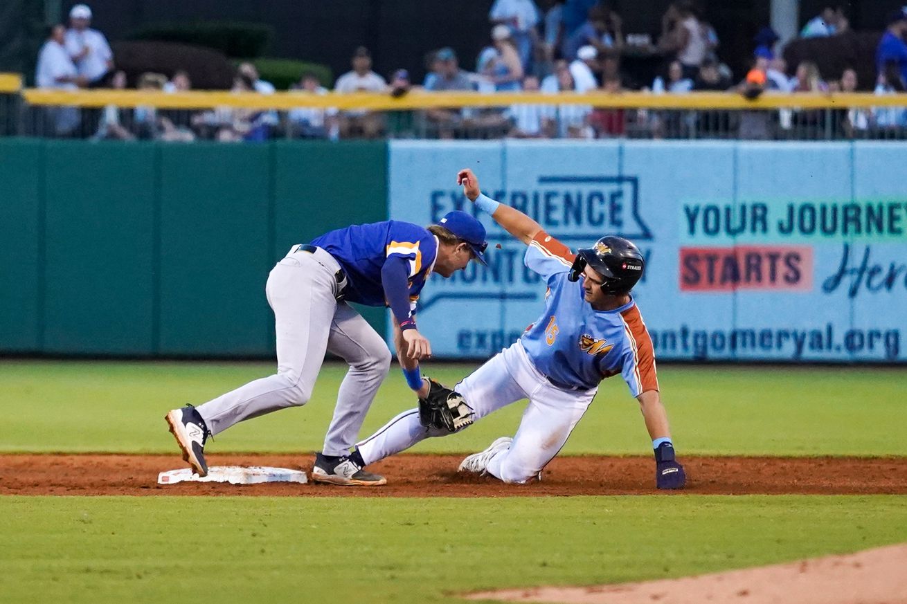Biloxi Shuckers v. Montgomery Biscuits