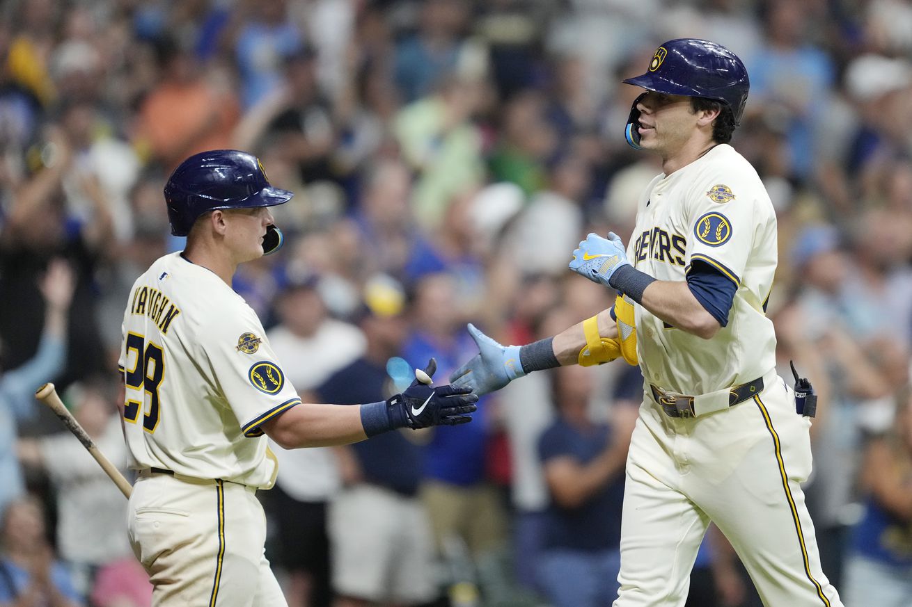 Chicago Cubs v Milwaukee Brewers