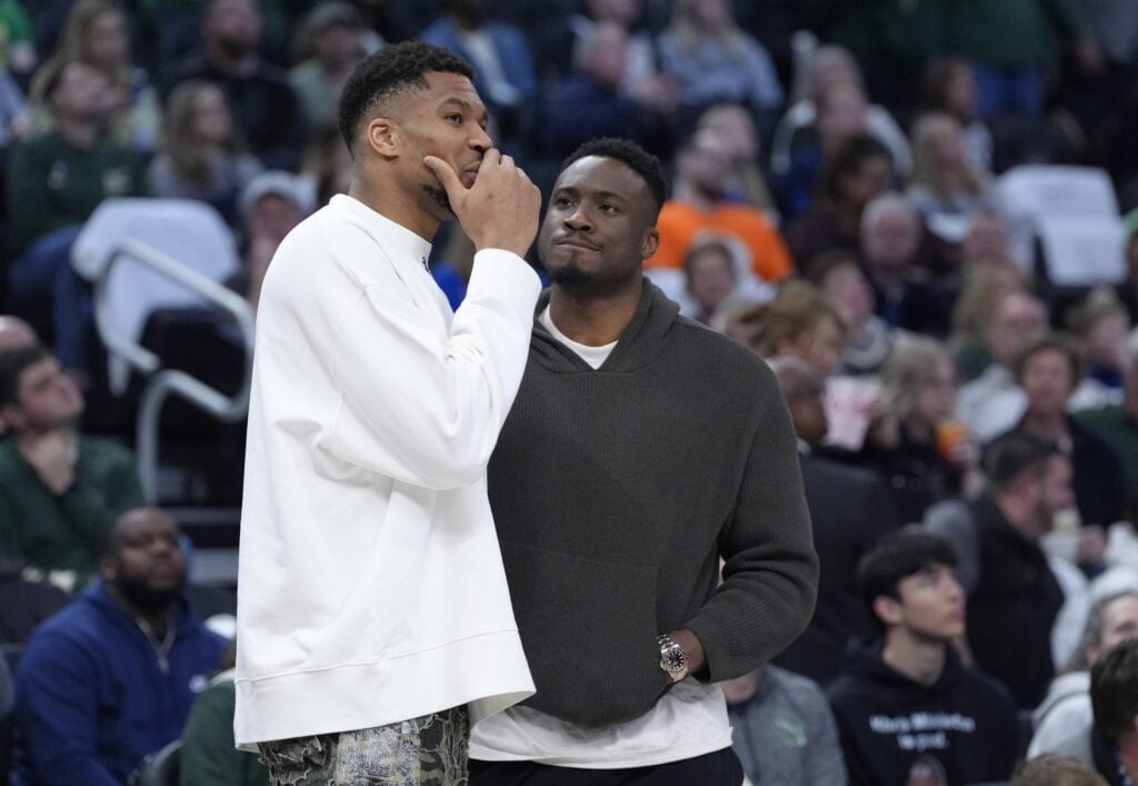 Giannis' brother Thanasis Antetokounmpo has reunited with the Bucks
