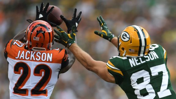 Packers WR Jordy Nelson watches as an Aaron Rodgers pass is intercepted